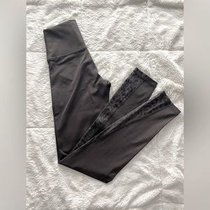 Women’s High-rise Brown Aerie Offline Leggings with Leopard Print on Mesh Detail